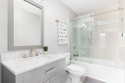 Bathtub Surround Installation