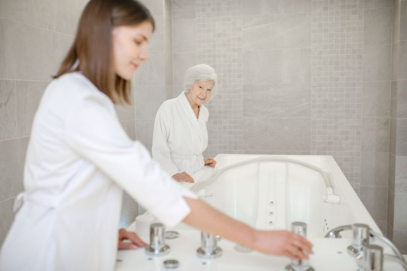 Top Bathtub Installation Companies in Great Neck, NY